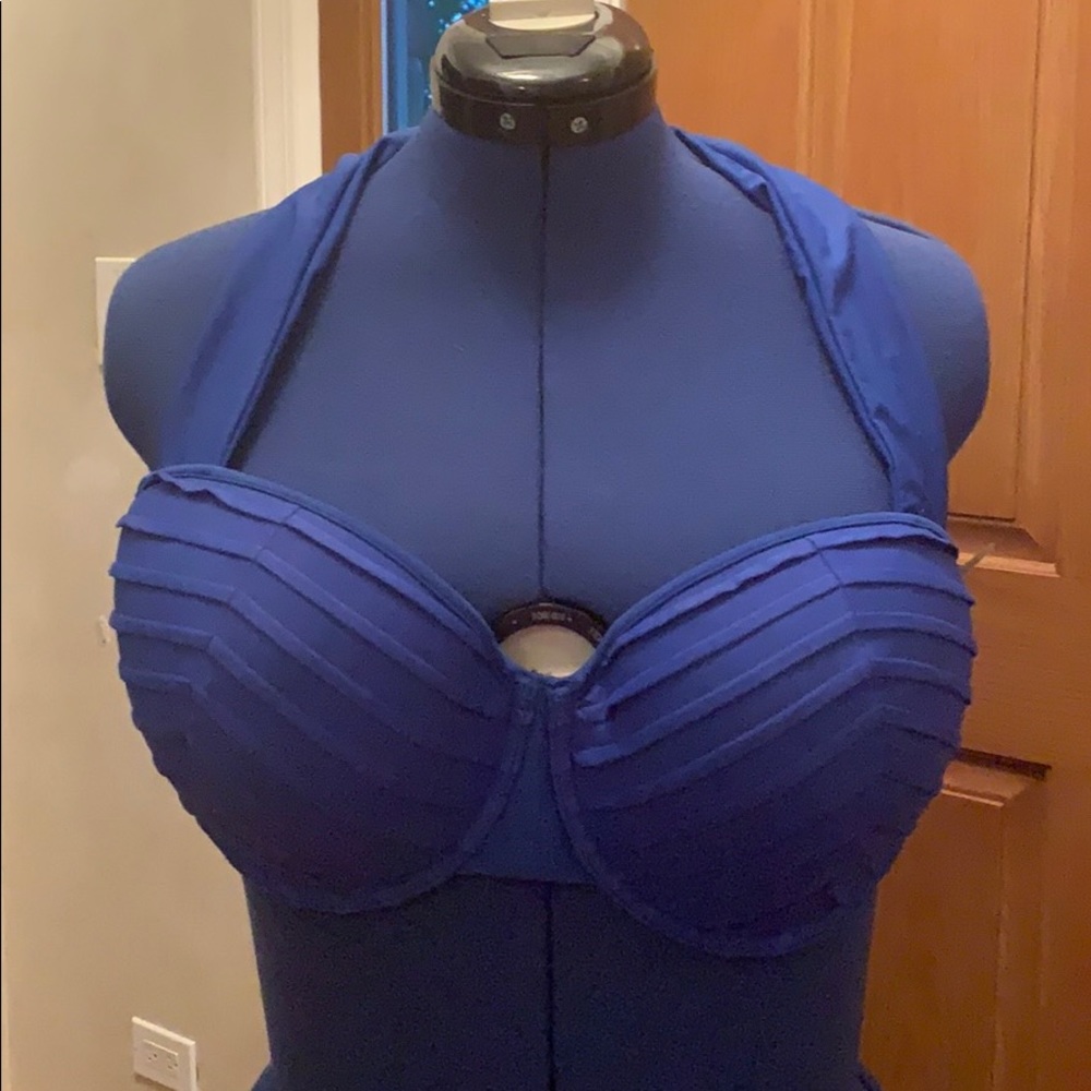 Bathing Suit Top with Multi-Way Wear Ties - 40DDD